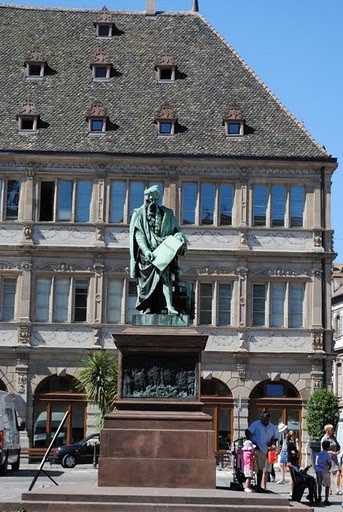 La place Gutemberg  Strasbourg