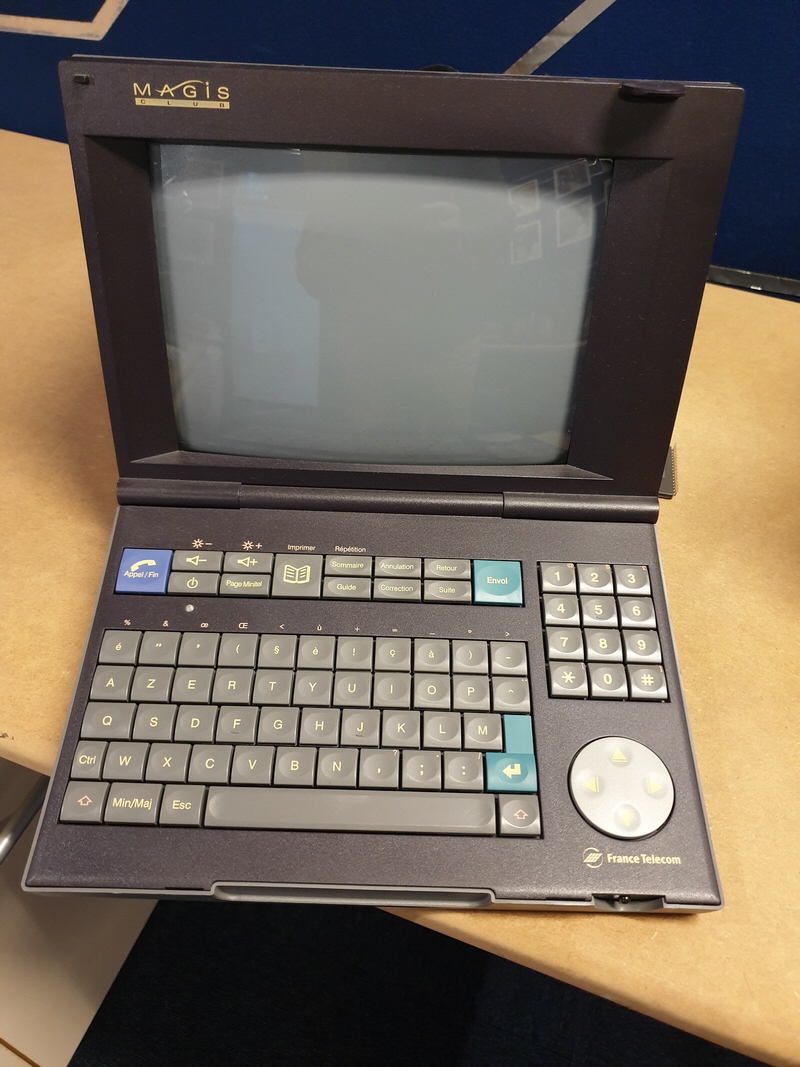 Le Minitel Magis Club ALCATEL